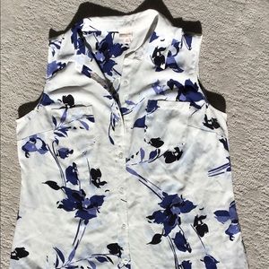 Tunic style tank top.